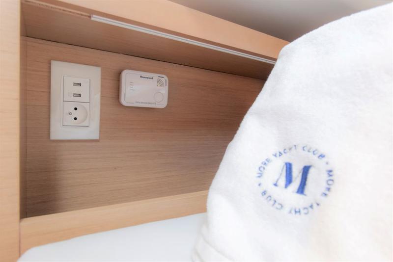 Book yachts online - catamaran - Excess 15 - TRANQUILLITY - rent
