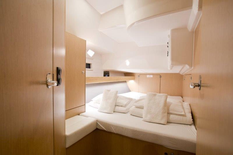 Book yachts online - sailboat - Bavaria 46 Cruiser - GREY SKY - rent