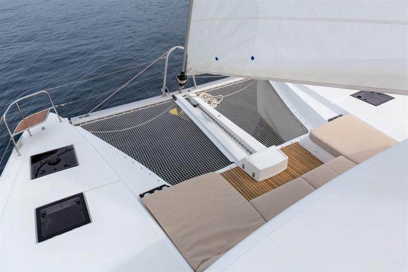 Book yachts online - catamaran - Lagoon 50 - SUNSHINE  - rent
