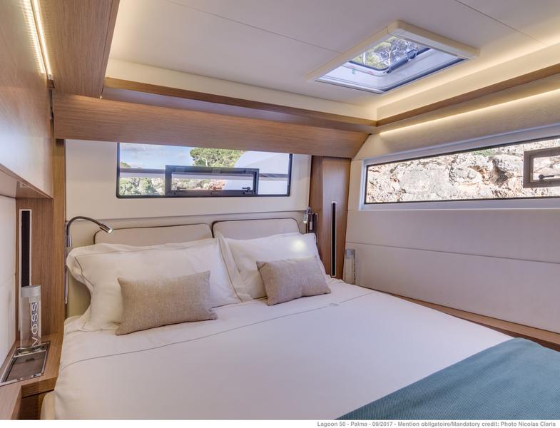 Book yachts online - catamaran - Lagoon 50 - SUNSHINE  - rent