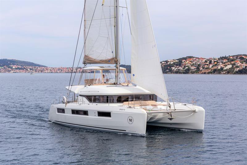 Book yachts online - catamaran - Lagoon 50 - SUNSHINE  - rent