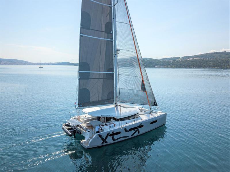 Book yachts online - catamaran - Excess 15 - WHITE LOTUS - rent