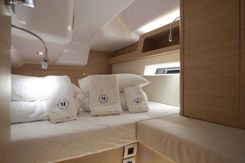 Book yachts online - sailboat - Elan GT6 - NEVERA - rent