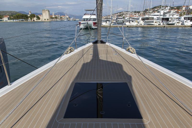Book yachts online - sailboat - Elan GT6 - NEVERA - rent