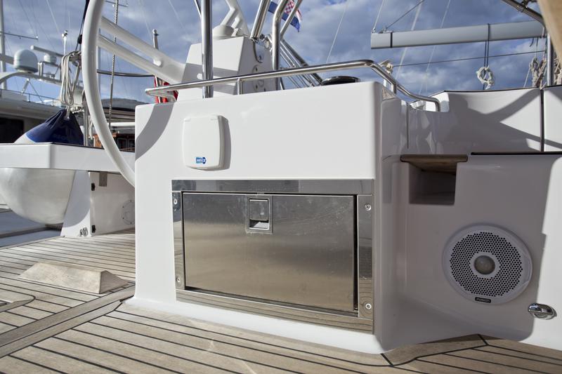 Book yachts online - sailboat - Elan 50 Impression (4+1 cabins) - FRIENDS - rent