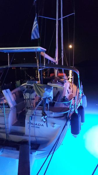 Book yachts online - sailboat - Elan 384 Impression - NAIADA  - rent