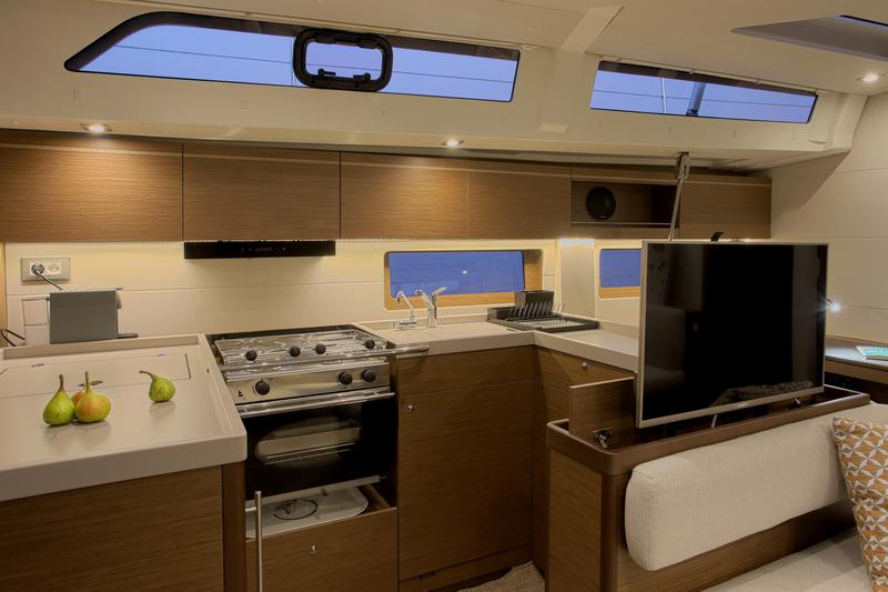 Book yachts online - sailboat - Oceanis 51.1 - Mickey G - rent