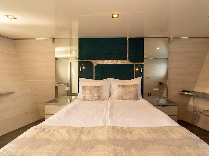 Book yachts online - other - Motoryacht - Yolo - rent
