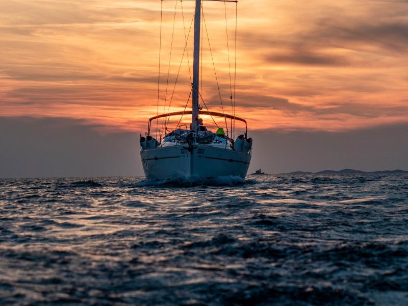 Book yachts online - sailboat - Oceanis 393 Clipper - ORION - rent