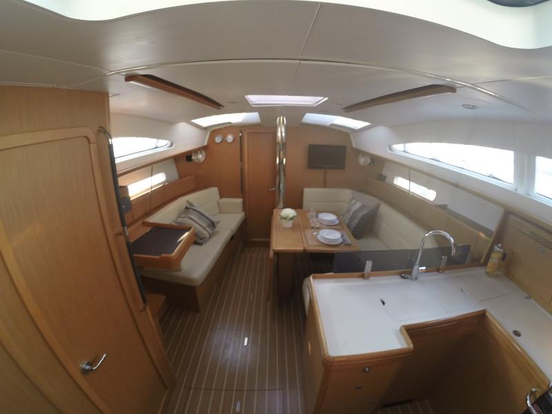 Book yachts online - sailboat - Sun Odyssey 42DS - Sweet Alis - rent