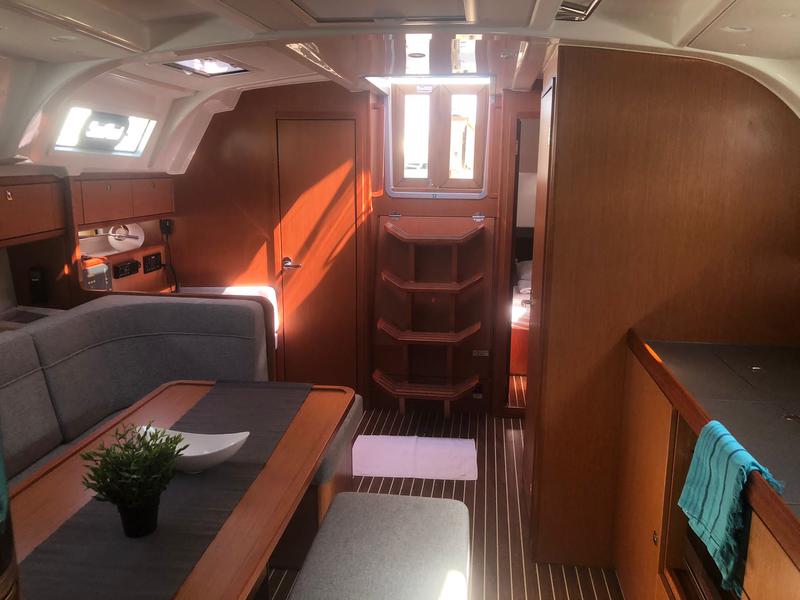 Book yachts online - sailboat - Bavaria Cruiser 41 - Northberry - rent