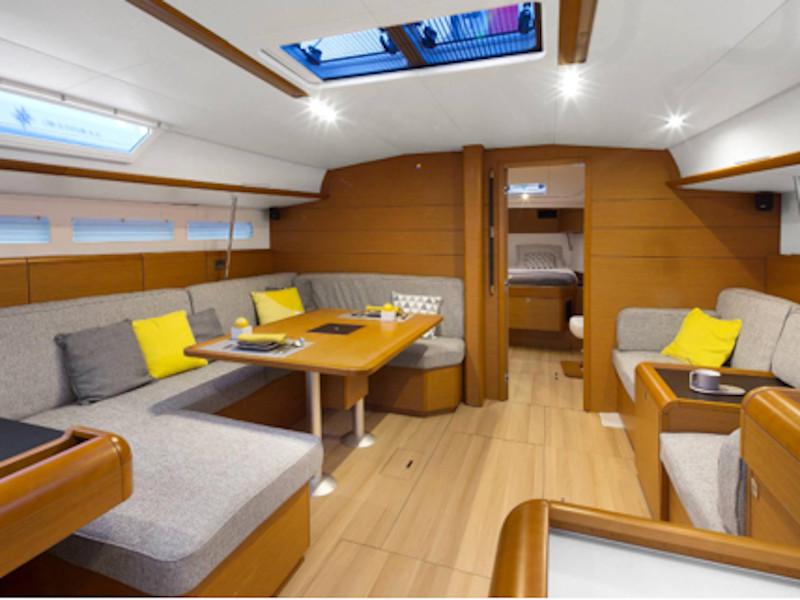 Book yachts online - sailboat - Sun Odyssey 519 - Unique I - rent