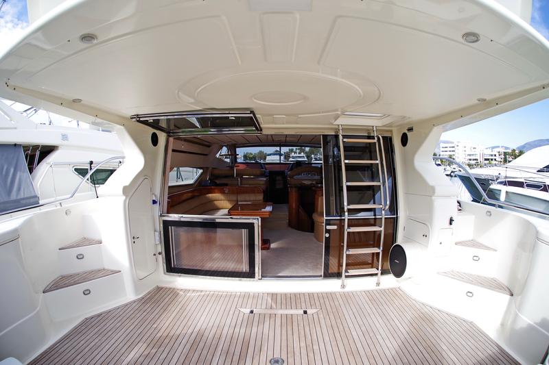 Book yachts online - motorboat - Ferretti 57 Fly Anniversary - Palmyra - rent