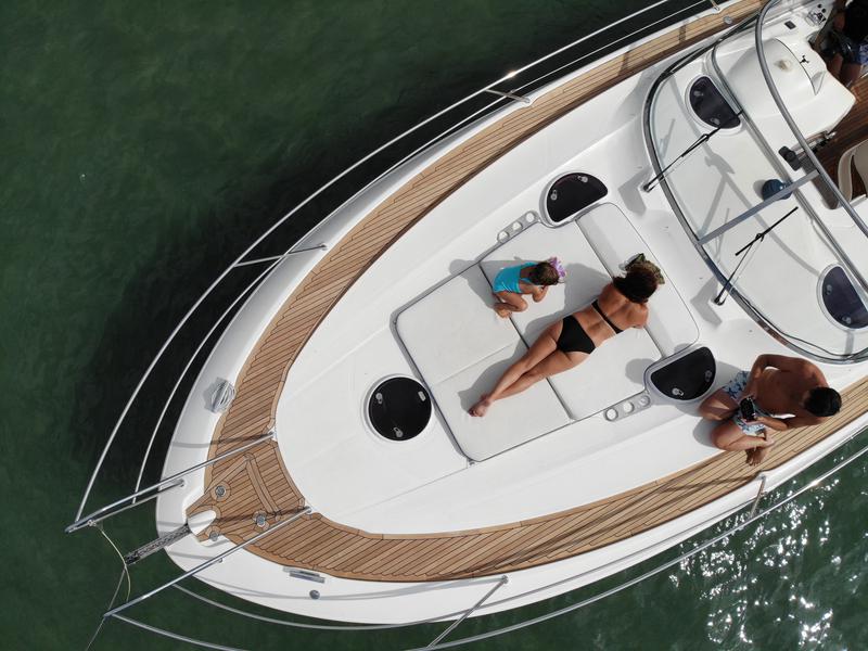 Book yachts online - motorboat - Bavaria Sport 37 Open - Ribelle - rent