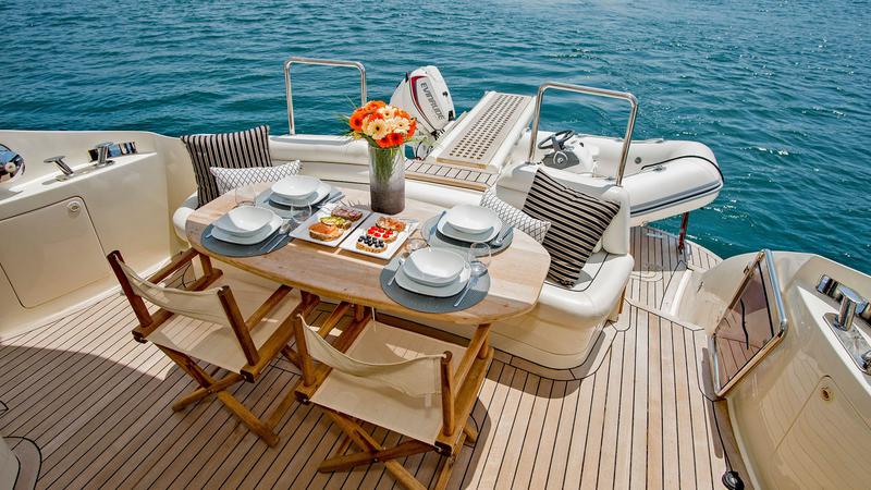Book yachts online - motorboat - Aicon 54s - Java - rent