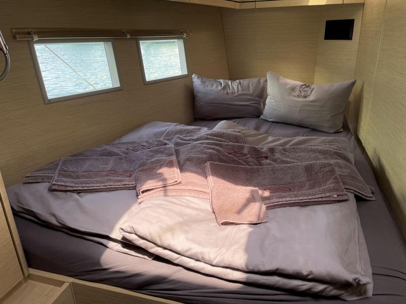 Book yachts online - sailboat - Hanse 548 - Infinity of Dreams - rent