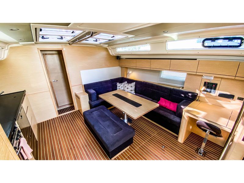 Book yachts online - sailboat - Hanse 508 - Infinity of Time - rent