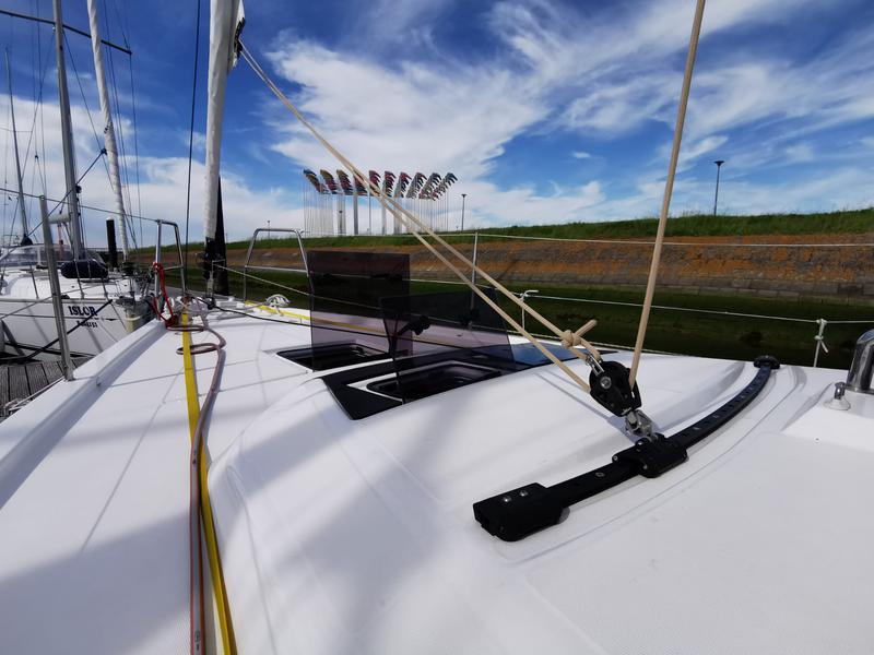 Book yachts online - sailboat - Dufour 390 Grand Large - Antares - rent