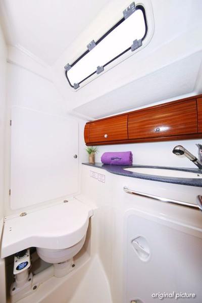 Book yachts online - sailboat - Bavaria 44 - Scorpion - rent