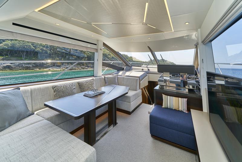 Book yachts online - motorboat - Sunseeker Manhattan 55 - Apolo - rent