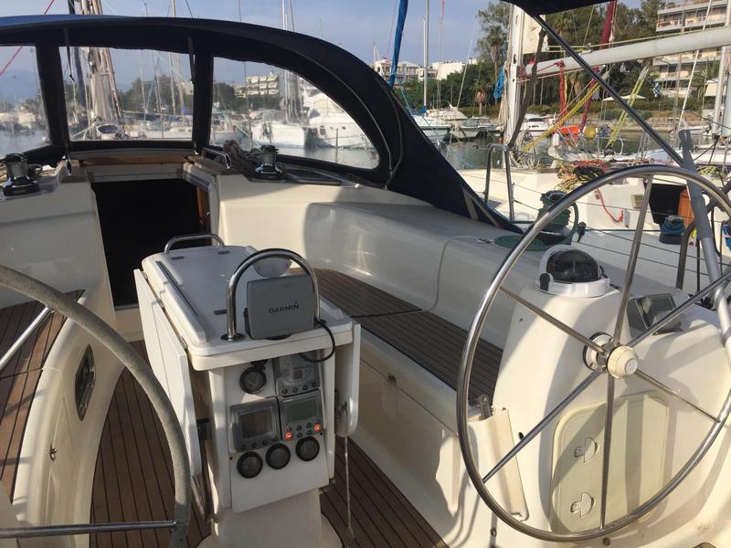 Book yachts online - sailboat - Bavaria 44 - Giannis - rent