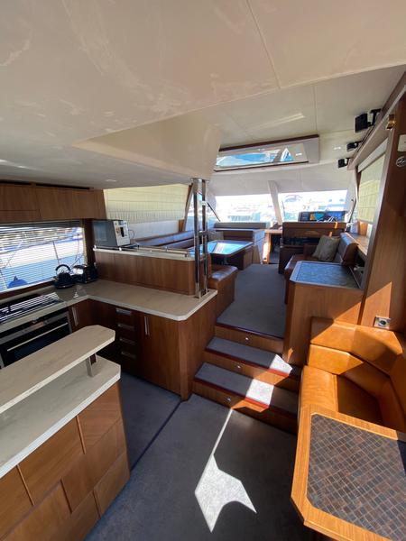 Book yachts online - motorboat - Galeon 550 Sky - GREMIX - rent