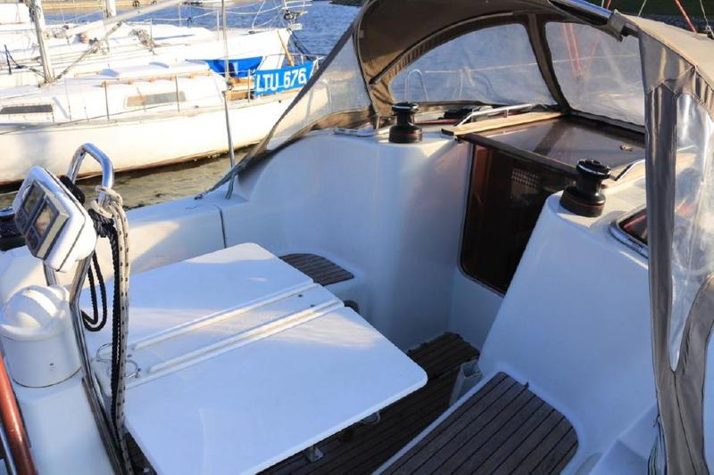 Book yachts online - sailboat - Sun Odyssey 36i - Jeanneau 36án - rent