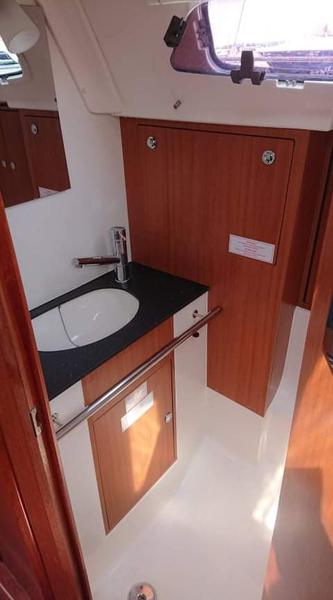 Book yachts online - sailboat - Bavaria 35 - 35án - rent