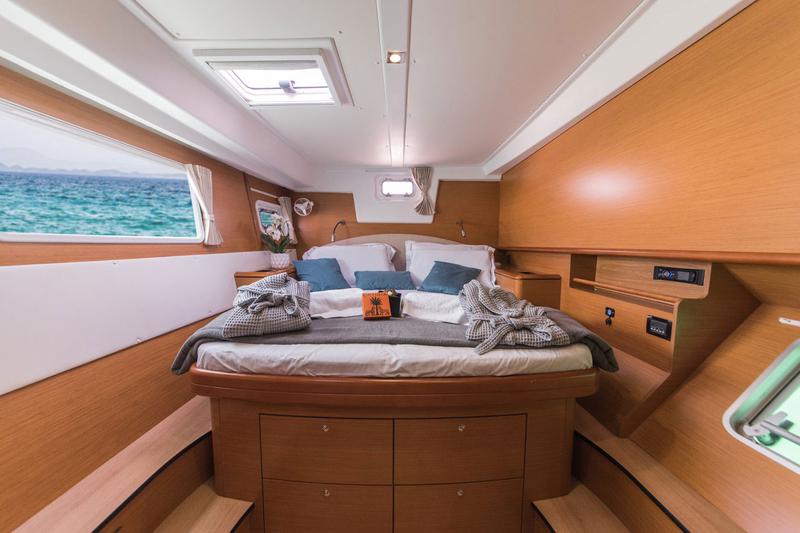 Book yachts online - catamaran - Lagoon 500 - Italycat - rent