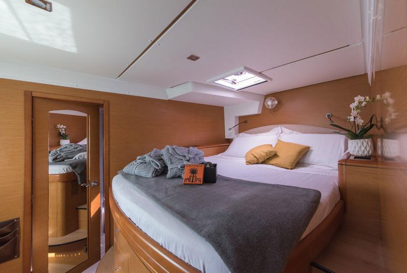 Book yachts online - catamaran - Lagoon 500 - Italycat - rent