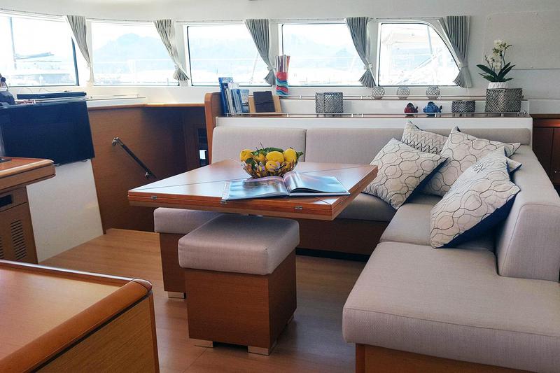 Book yachts online - catamaran - Lagoon 500 - Italycat - rent