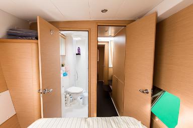 Book yachts online - catamaran - Lagoon 420 - SAMBA - rent