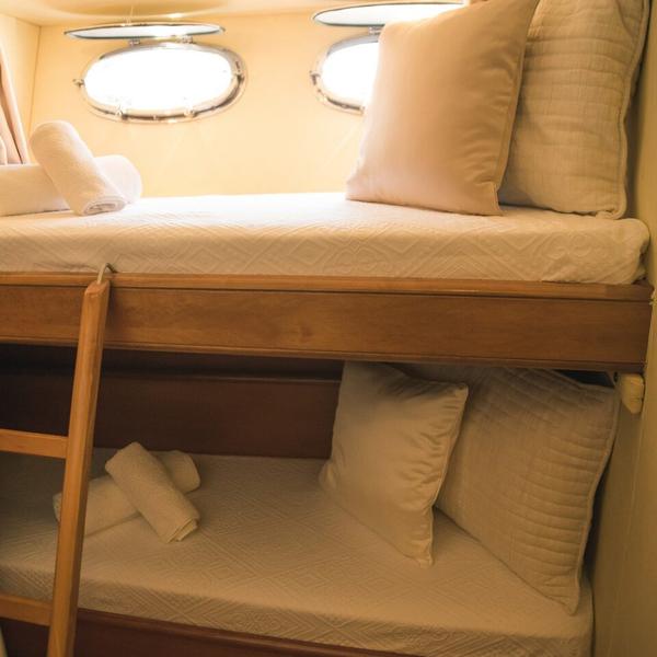 Book yachts online - motorboat - Posillipo Technema 67 - Temptation - rent