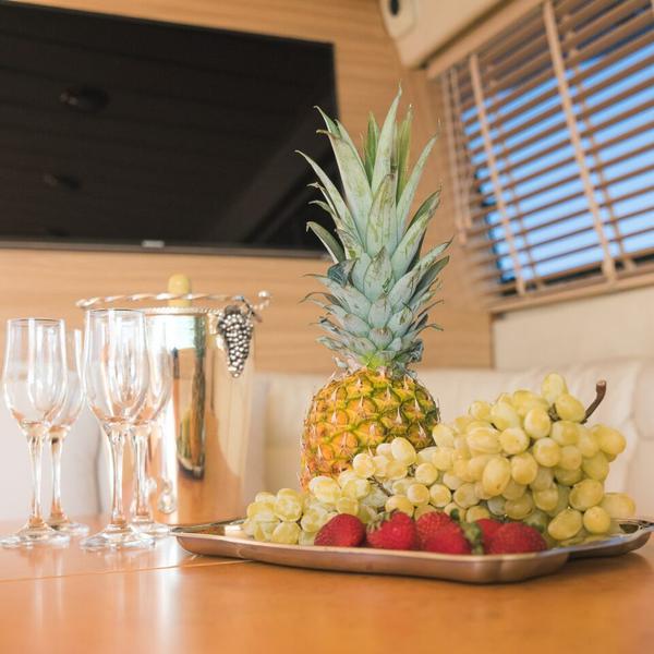 Book yachts online - motorboat - Posillipo Technema 67 - Temptation - rent
