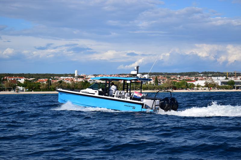 Book yachts online - motorboat - Axopar 37  Sun Top - Axopar 37 ST Brabus - rent