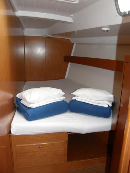 Book yachts online - sailboat - Cyclades 50.5 - Evangelia - rent