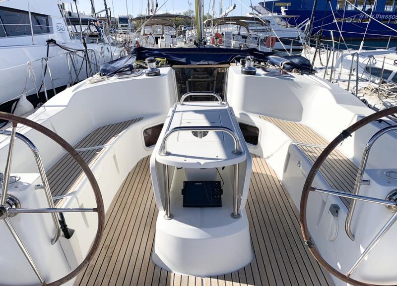 Book yachts online - sailboat - Sun Odyssey 49i - Mirta - rent