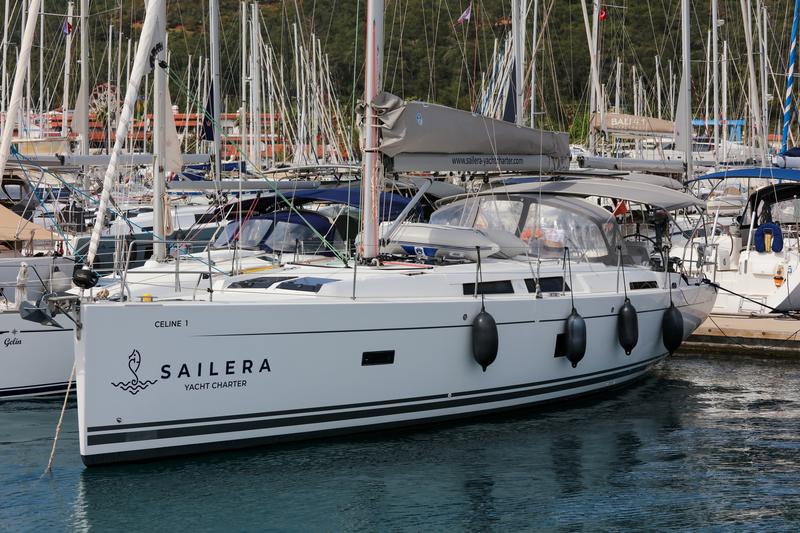 Book yachts online - sailboat - Hanse 458 - Celine 1 - rent