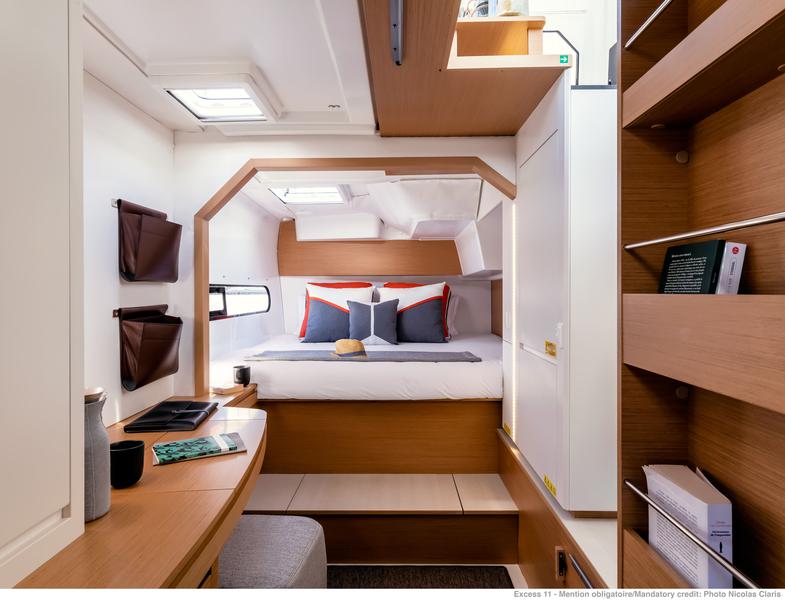 Book yachts online - catamaran - Excess 11 - YEMAYA Valencia CREWED weekly - rent