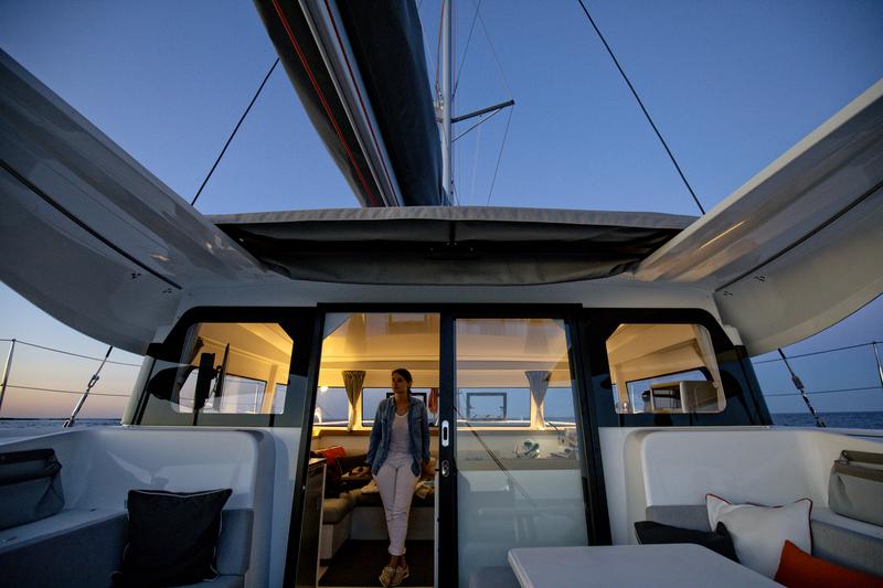 Book yachts online - catamaran - Excess 11 - MOANA IBIZA CREWED - rent