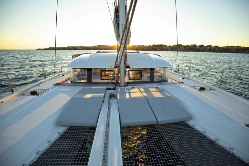 Book yachts online - catamaran - Excess 11 - OLOKUM IBIZA CREWED - rent