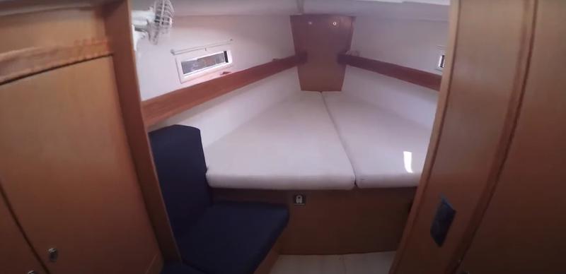 Book yachts online - sailboat - Bavaria 40 Cruiser - Vasiliki - rent