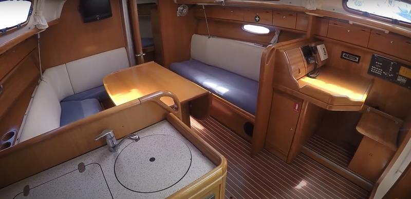 Book yachts online - sailboat - Bavaria 33 Cruiser - Sea Sail II - rent