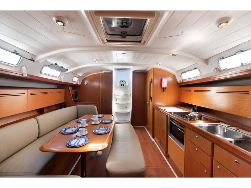 Book yachts online - sailboat - Cyclades 43.4 - ELOISE - rent
