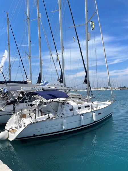 Book yachts online - sailboat - Oceanis 323 - Lily - rent