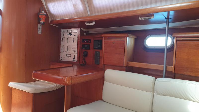 Book yachts online - sailboat - Sun Odyssey 43 - Irene - rent