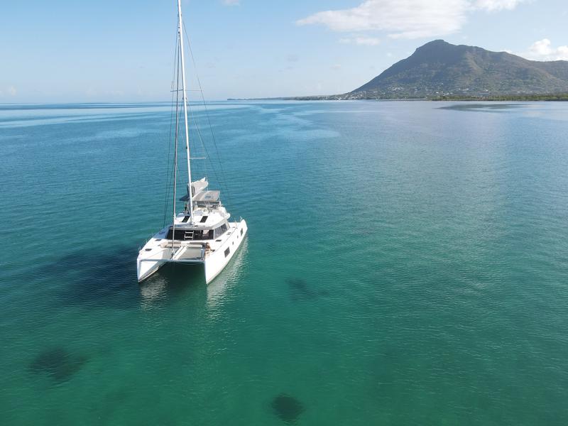 Book yachts online - catamaran - Nautitech 46 Fly - Sea Spirit III - rent