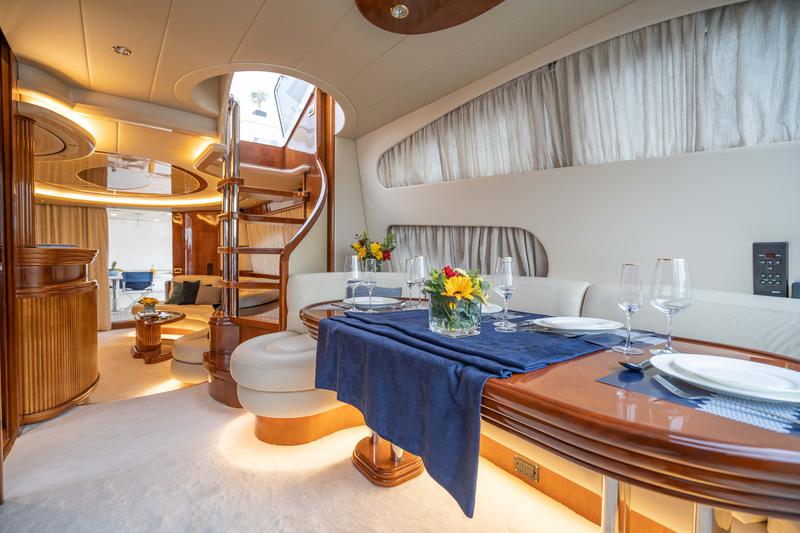 Book yachts online - motorboat - Azimut 74 Solar - Estia Zeus - rent