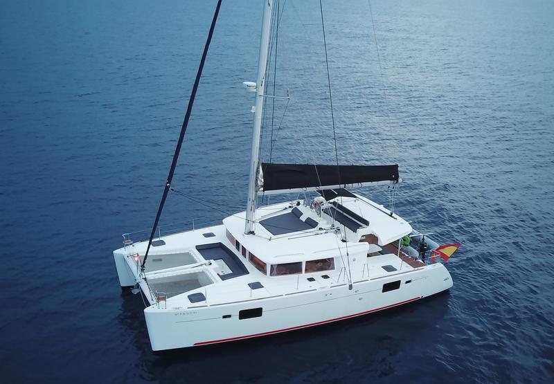 Book yachts online - catamaran - Lagoon 450  Flybridge - Fornes - rent