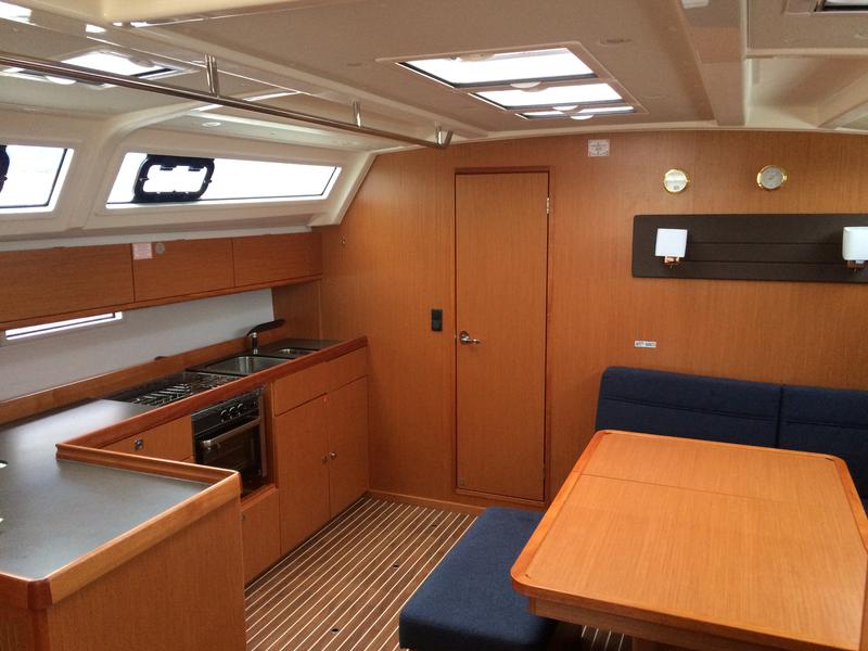 Book yachts online - sailboat - Bavaria 46 Cruiser - Fedias - rent
